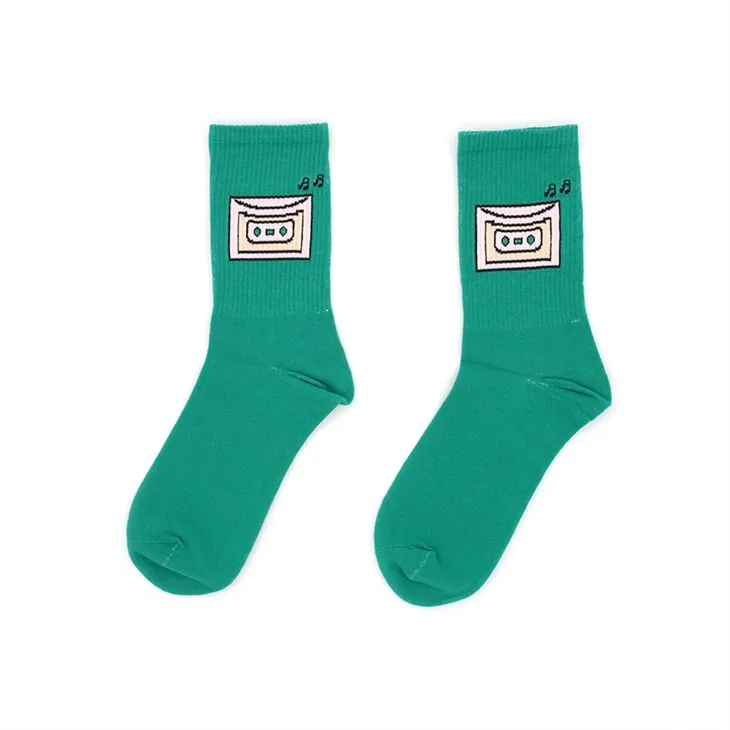 Vớ hoạt hình màu xanh lá cây